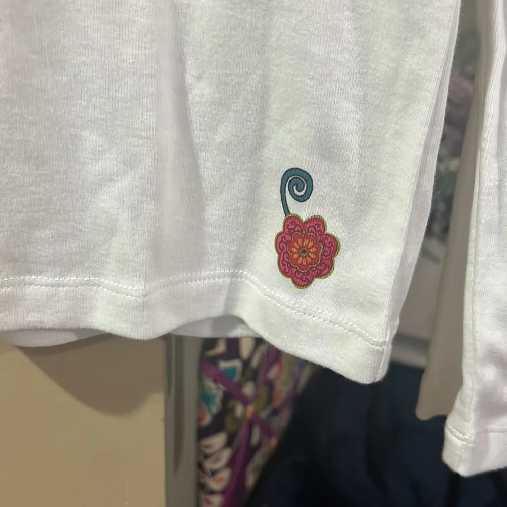 NWT Vera Bradley long sleeve t shirt - Picture 3 of 8